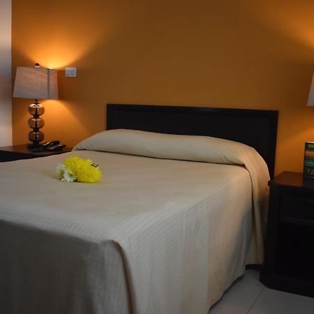 Hotel Miraflores Villahermosa Exteriör bild