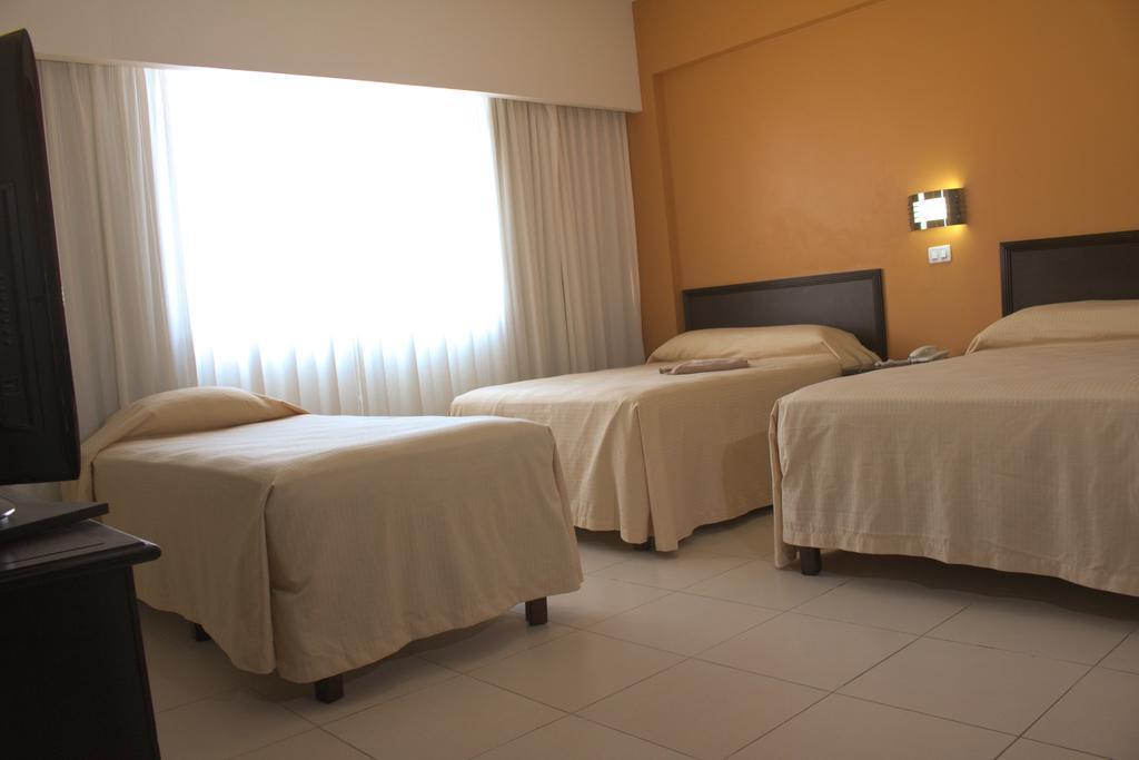 Hotel Miraflores Villahermosa Exteriör bild